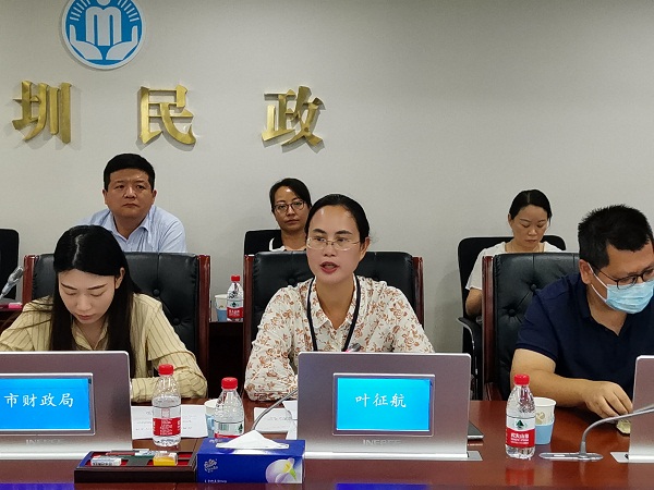 1-市民政局召开社会工作专题座谈会.jpg