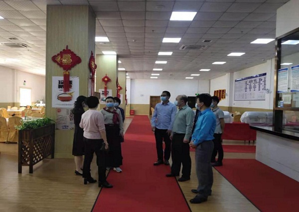 1-省民政厅养老服务处处长张东霞一行赴深圳市督查防范养老服务领域非法集资工作.jpg